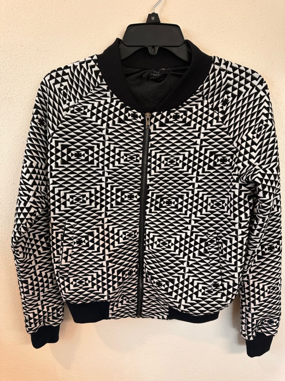 Black & White Geometric Bomber Iris Los Angeles Jacket - Women